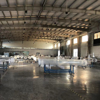 أنبوب زجاجي كوارتز مقاوم لدرجات الحرارة العالية ومقاوم للتآكل بقطر كبير للتطبيقات الكهروضوئية