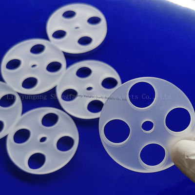 نقاء عالي SIO2 99.99٪ مقاومة درجات الحرارة العالية 1100°C صفيحة الزجاج الكوارتز