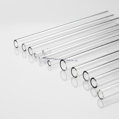 الأنبوب الزجاجي الكوارتزية الصافية المستقرة حراريًا بدون فقاعات هوائية وتوصيل الضوء العالي